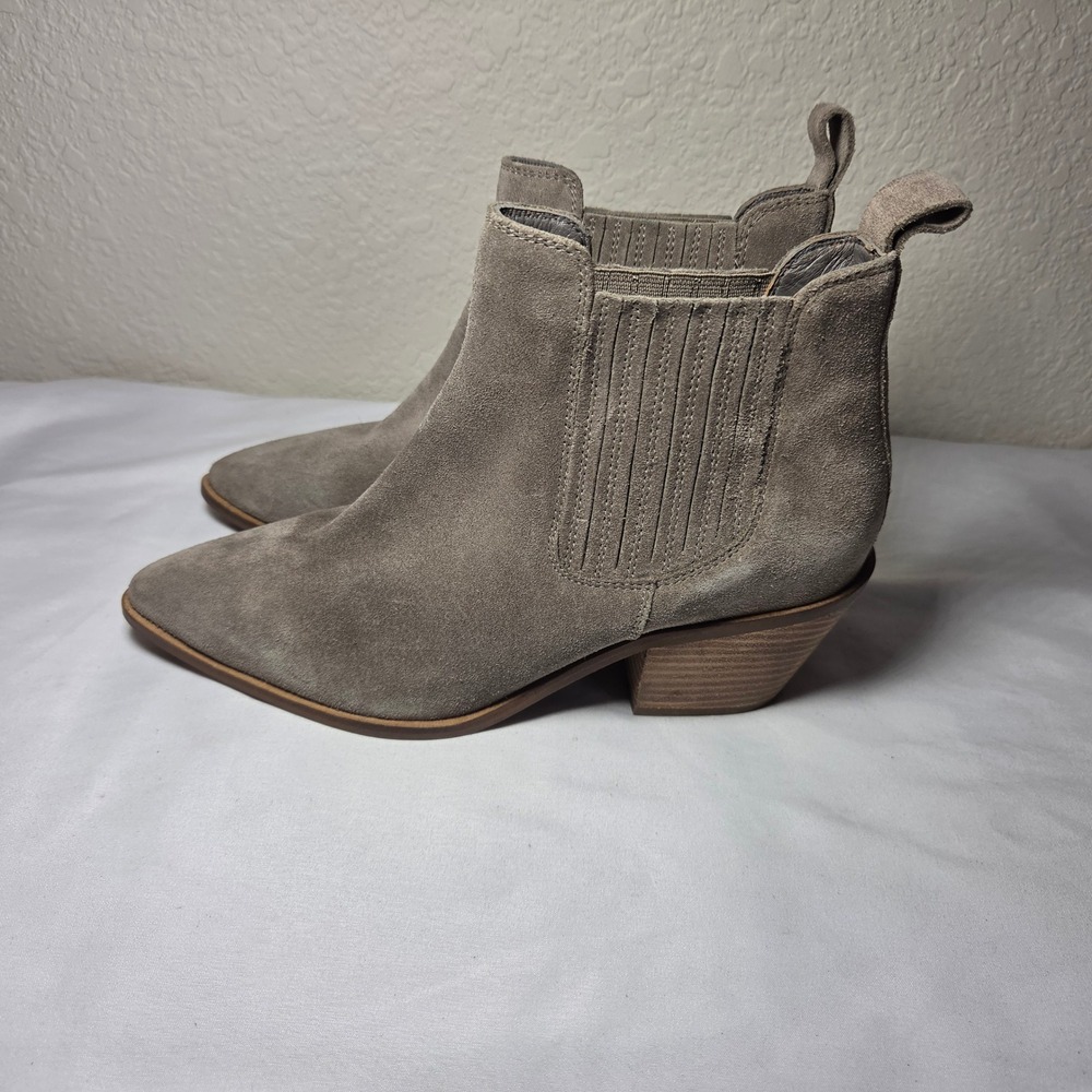 Seychelles Taupe Suede Pointed Toe Chelsea Ankle Boots Women 7.5 Western Boho